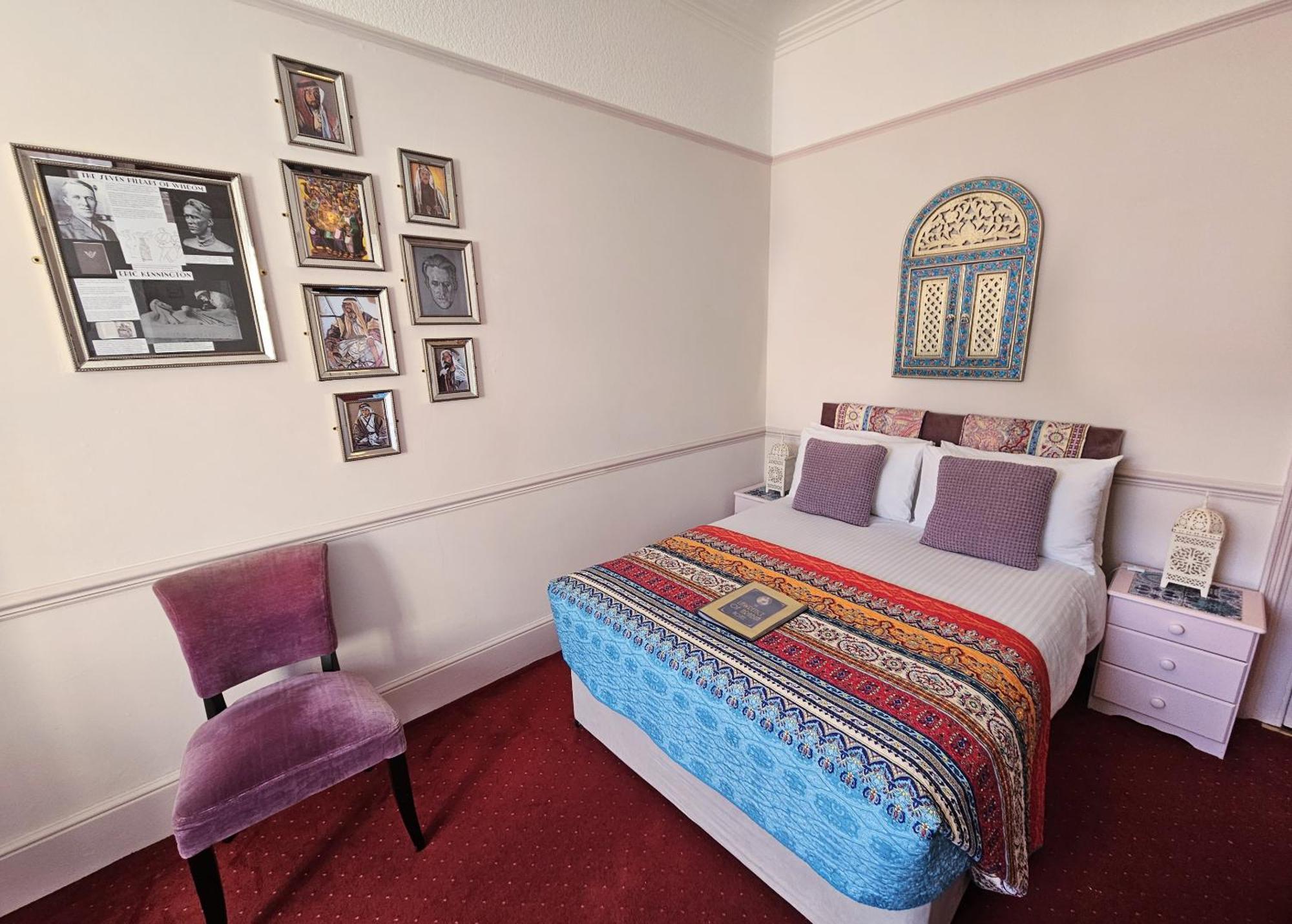 The Lawrence Of Arabia Hotel Уэймут Номер фото